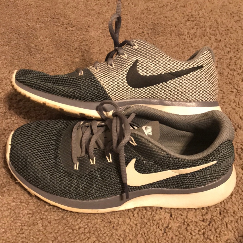 Nike Women’s Tanjun Racer Running Shoes!